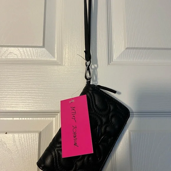 Betsey Johnson Wristlet. New with Tags - Picture 2 of 10